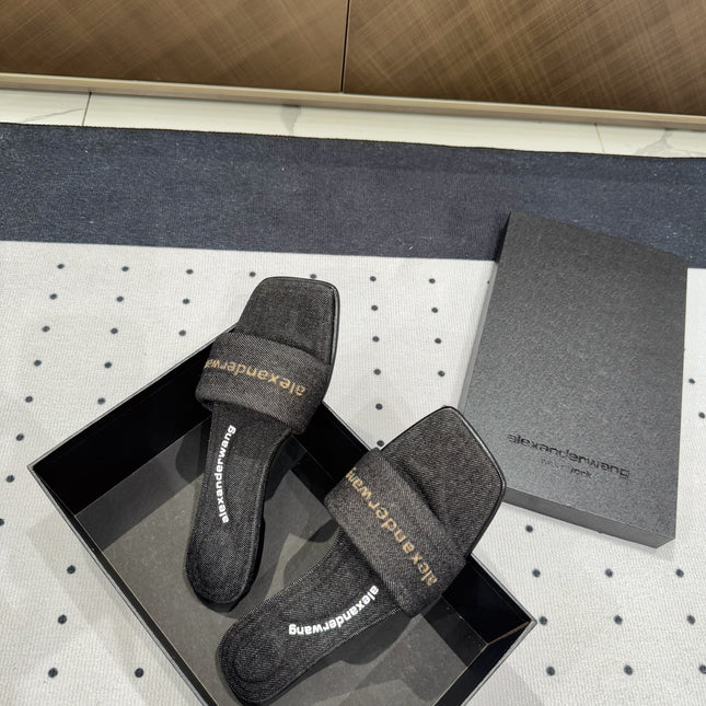 VY POOL SANDAL IN BLACK DENIM