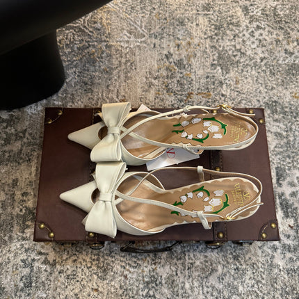 VLTN HIGH HEEL 25S 80 MM IN WHITE CALFSKIN WITH BOW