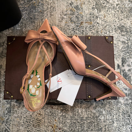 VLTN HIGH HEEL 25S 80 MM IN WARM CLAY PINK CALFSKIN WITH BOW