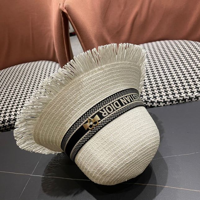 BUCKET HAT IN WHITE RAFFIA 653604