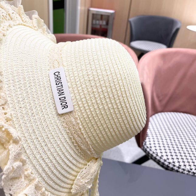 HAT IN CREAM WHITE RAFFIA MIX LACE FABRIC