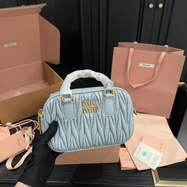 ARCADIE MATELASSÉ BAG 20 IN GREY LAMBSKIN GOLD HARDWARE