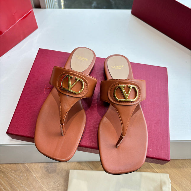 VLTN THONG SANDALS 25S IN BURNT ORANGE LAMBSKIN WITH GOLD HARDWARE