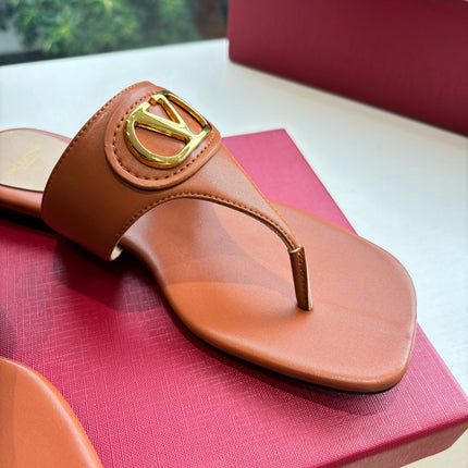 VLTN THONG SANDALS 25S IN BURNT ORANGE LAMBSKIN WITH GOLD HARDWARE