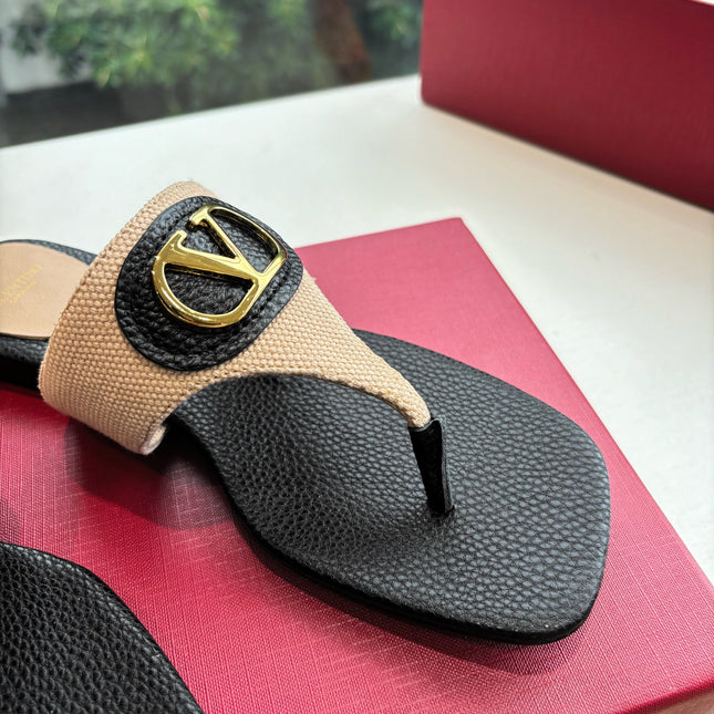 VLTN THONG SANDALS 25S IN BLACK MIX BEIGE LAMBSKIN WITH GOLD HARDWARE
