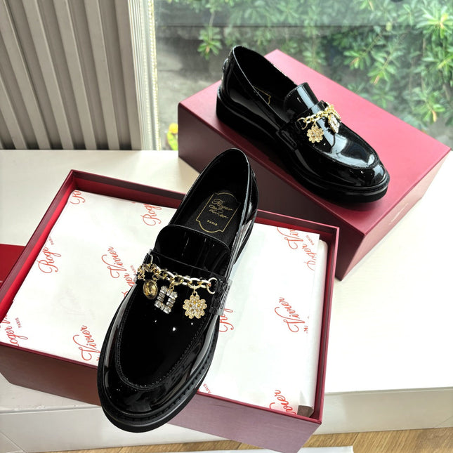 ROGER VIVIER 25S RANGERS CHAIN LOAFER IN BLACK GLOSSY CALFSKIN