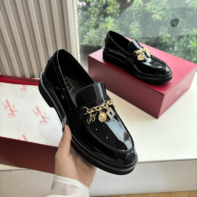 ROGER VIVIER 25S RANGERS CHAIN LOAFER IN BLACK GLOSSY CALFSKIN