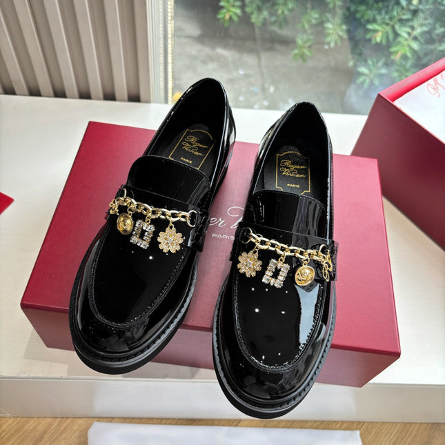 ROGER VIVIER 25S RANGERS CHAIN LOAFER IN BLACK GLOSSY CALFSKIN