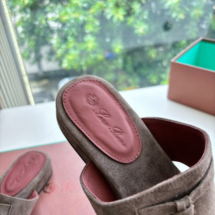 LP THONG SANDALS 25S IN ASH BROWN SUEDE