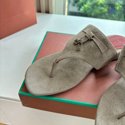 LP THONG SANDALS 25S IN STONE BROWN SUEDE