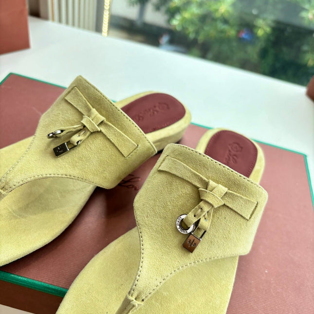 LP THONG SANDALS 25S IN PASTEL YELLOW SUEDE