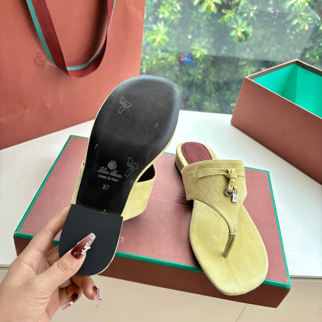 LP THONG SANDALS 25S IN PASTEL YELLOW SUEDE