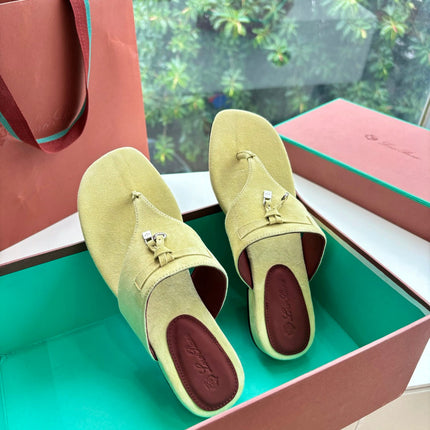LP THONG SANDALS 25S IN PASTEL YELLOW SUEDE