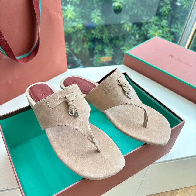 LP THONG SANDALS 25S IN WARM BEIGE SUEDE
