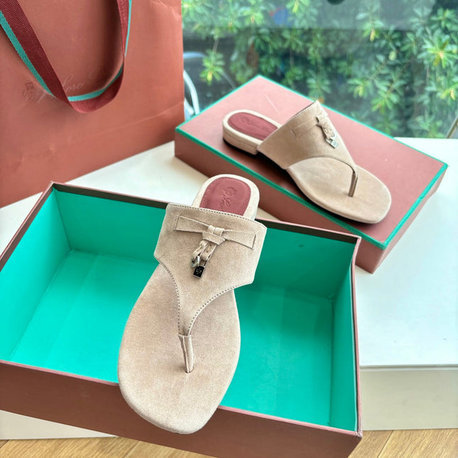LP THONG SANDALS 25S IN WARM BEIGE SUEDE