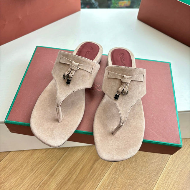 LP THONG SANDALS 25S IN WARM BEIGE SUEDE
