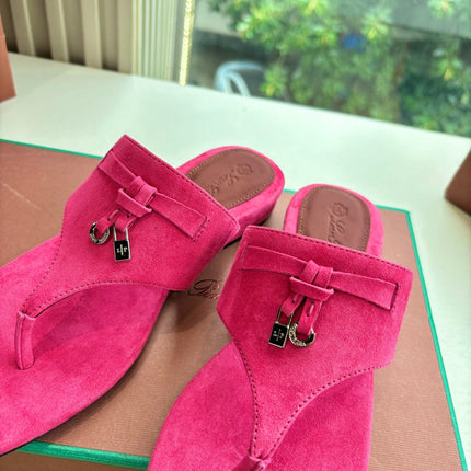 LP THONG SANDALS 25S IN DARK PINK SUEDE