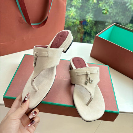 LP THONG SANDALS 25S IN CREAM BEIGE SUEDE