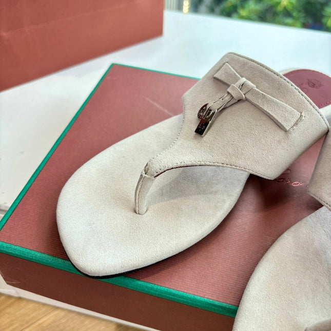 LP THONG SANDALS 25S IN CREAM BEIGE SUEDE