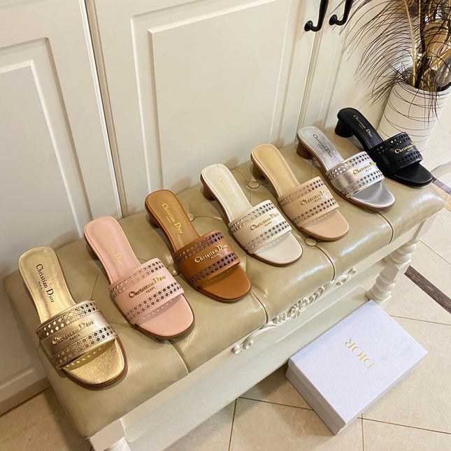 DWAY HEELED SLIDE IN CAMEL BEIGE CALFSKIN WITH GOLD LOGO