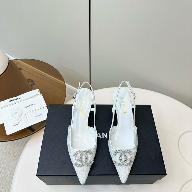 CC SLINGBACK 25S IN WHITE LACE FABRIC WITH SILVER HARDWARE