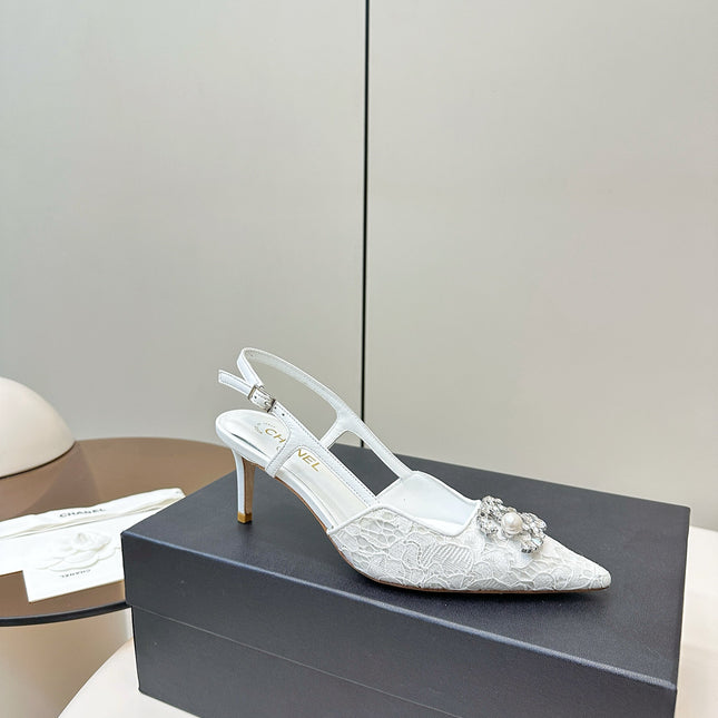 CC SLINGBACK 25S IN WHITE LACE FABRIC WITH SILVER HARDWARE