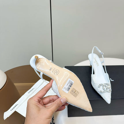 CC SLINGBACK 25S IN WHITE LACE FABRIC WITH SILVER HARDWARE