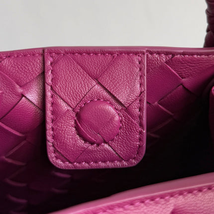 BOTTEGA VENETA 25S SMALL PARACHUTE 21 IN RASPBERRY PINK CALFSKIN GOLD HARDWARE