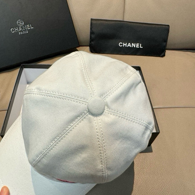 WHITE BASEBALL CAP WITH PINK LOGO IN COTTON 672798