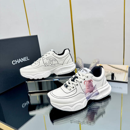 TRAINERS SNEAKER IN WHITE CALFSKIN WITH STICKER 238627