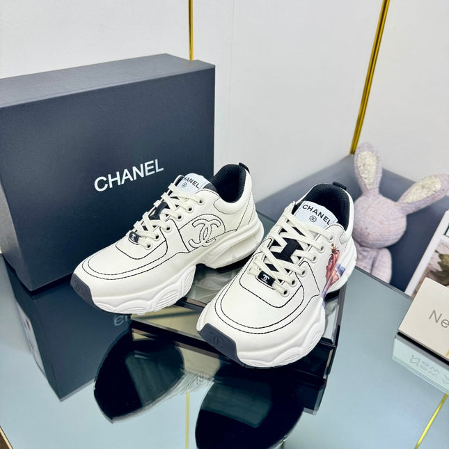 TRAINERS SNEAKER IN WHITE CALFSKIN WITH STICKER 238628