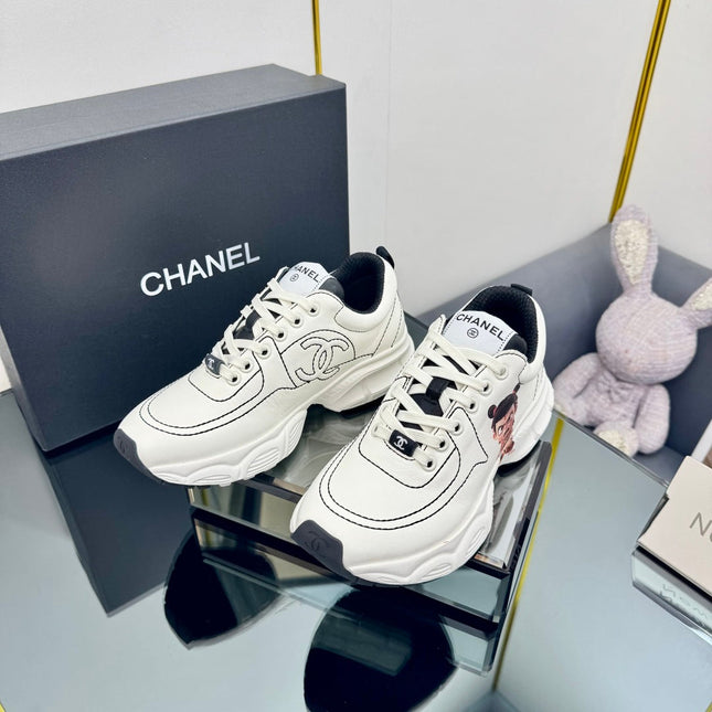 TRAINERS SNEAKER IN WHITE CALFSKIN WITH STICKER 238629