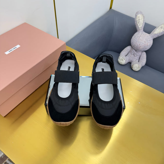 BALLERINAS SHOES IN BLACK TYRE TECHNICAL FABRIC AND SUEDE