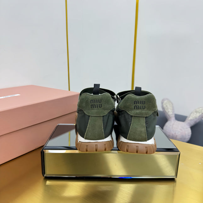 BALLERINAS SHOES IN DARK GREEN TYRE TECHNICAL FABRIC AND SUEDE