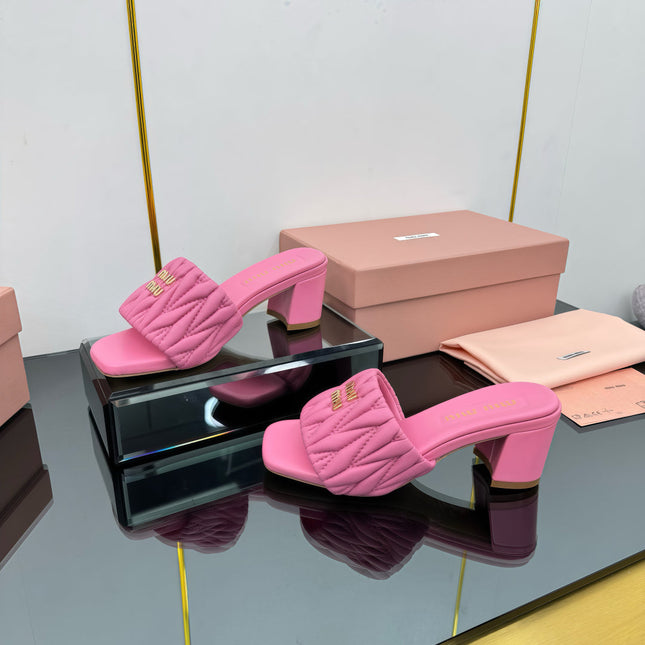 MATELASSÉ SLIDES PUMP IN PINK CALFSKIN
