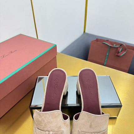 LP BLOCK HEEL SANDALS 25S IN TAUPE BEIGE SUEDE