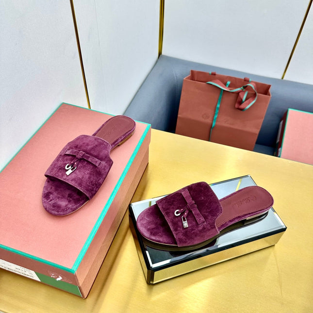 LP SANDALS 25S IN WINE PURPLE SUEDE WITH SILVER HARDWARE