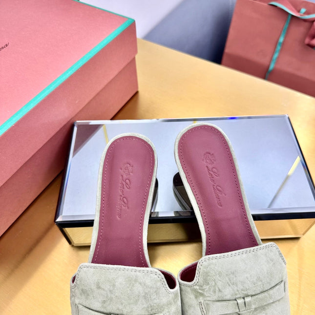 LP SANDALS 25S IN SAGE GREEN SUEDE WITH SILVER HARDWARE