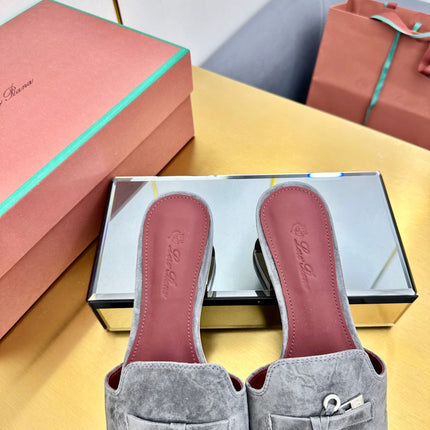 LP SANDALS 25S IN DARK GRAY SUEDE WITH SILVER HARDWARE