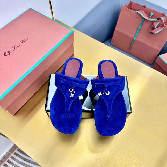 FLIP FLOPS IN COBALT BLUE SUEDE AND HARDWARE SILVER