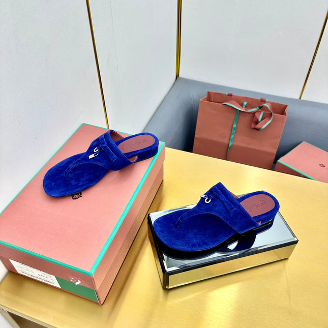 FLIP FLOPS IN COBALT BLUE SUEDE AND HARDWARE SILVER