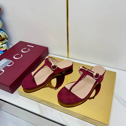 GG THONG SANDALS 25S IN RED LAMBSKIN MIX CANVAS WITH GOLD HARDWARE