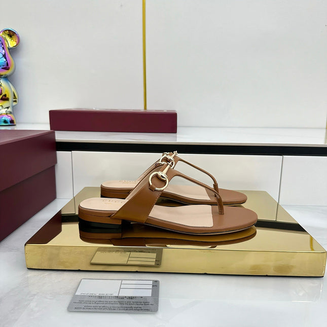 THONG SANDALS IN BROWN LAMBSKIN WITH GOLD HARDWARE