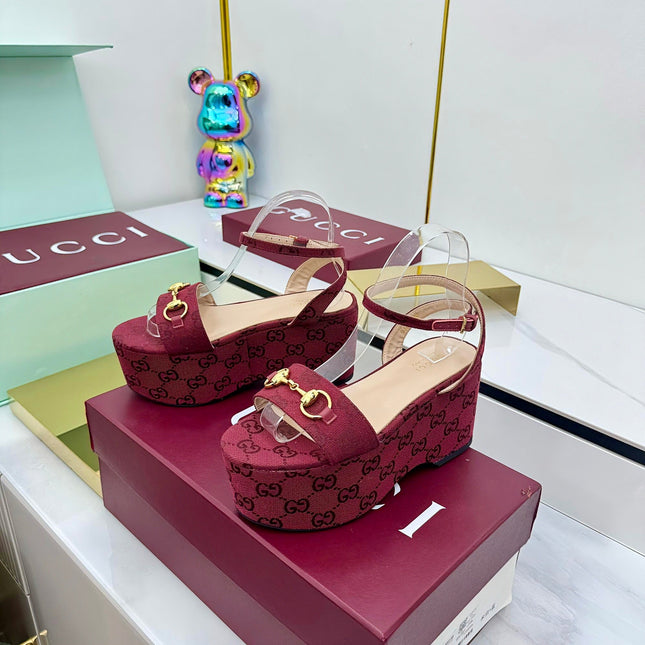 GG WEDGE HEELS IN RED FABRIC AND CALFSKIN WITH GOLD HARDWARE STYLE 2