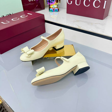 GG MARY JANE 25S IN LIGHT YELLOW LAMBSKIN WITH BOW