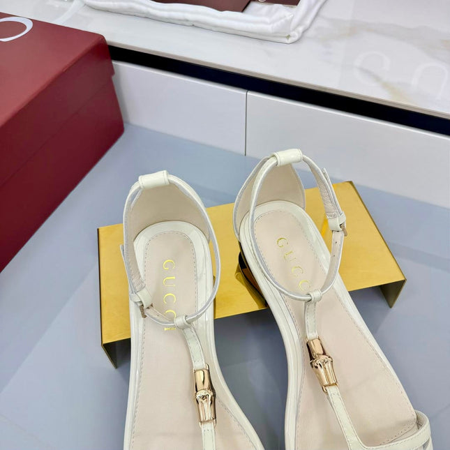 GG THONG SANDALS 25S IN WHITE LAMBSKIN WITH GOLD HARDWARE