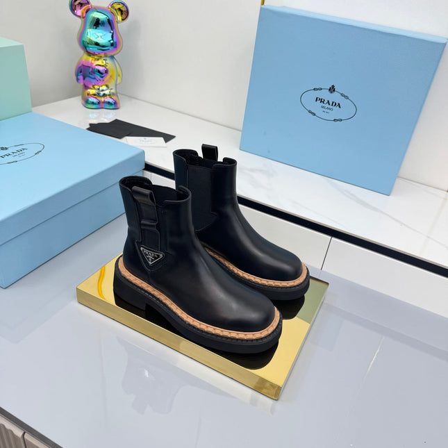 PRADA 25S CHELSEA BOOTS 50MM IN BLACK CALFSKIN