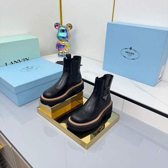 PRADA 25S CHELSEA BOOTS 50MM IN BLACK CALFSKIN