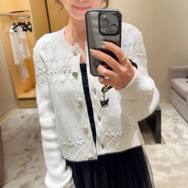 CHANEL 25S CARDIGAN STYLE 144