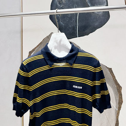 MIUMIU SHORT-SLEEVED KNITTED SWEATER STYLE 108